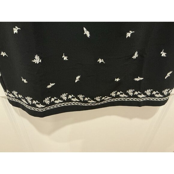 Coldwater Creek Maxi Skirt Size Petite Large Black White Embroidery Back Slit - Picture 3 of 10